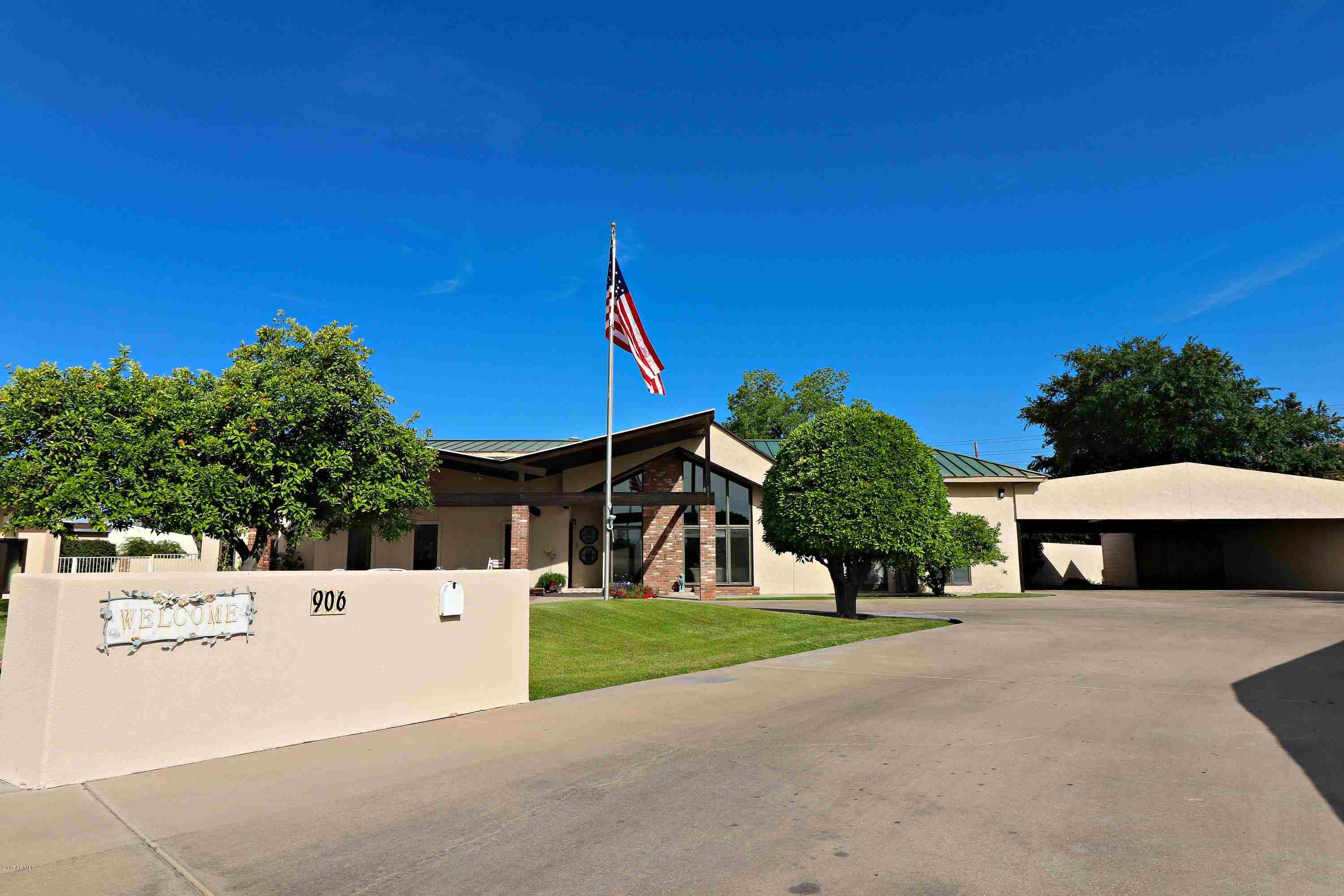 Million Dollar Features In PHX At Less The Price? Oh Yes, It's True! header image.