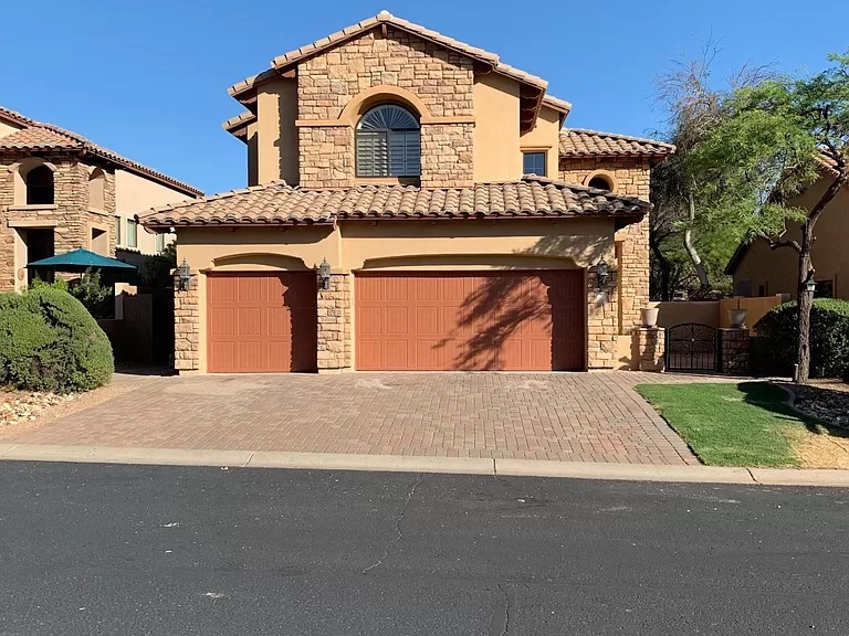 Home Of The Day: 6857 E PORTIA ST, Mesa, AZ 85207 header image.