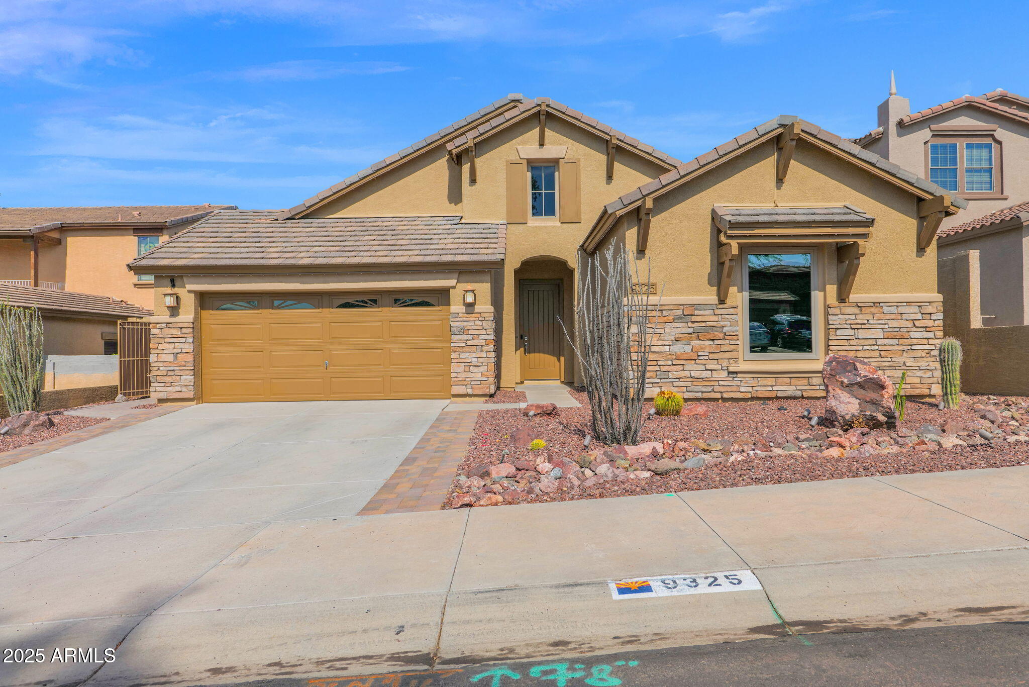 9325 S 179th Dr, Goodyear π‘ β π΅ Resort-Style 4BR Home with πββοΈ Pool & π Mountain Views header image.