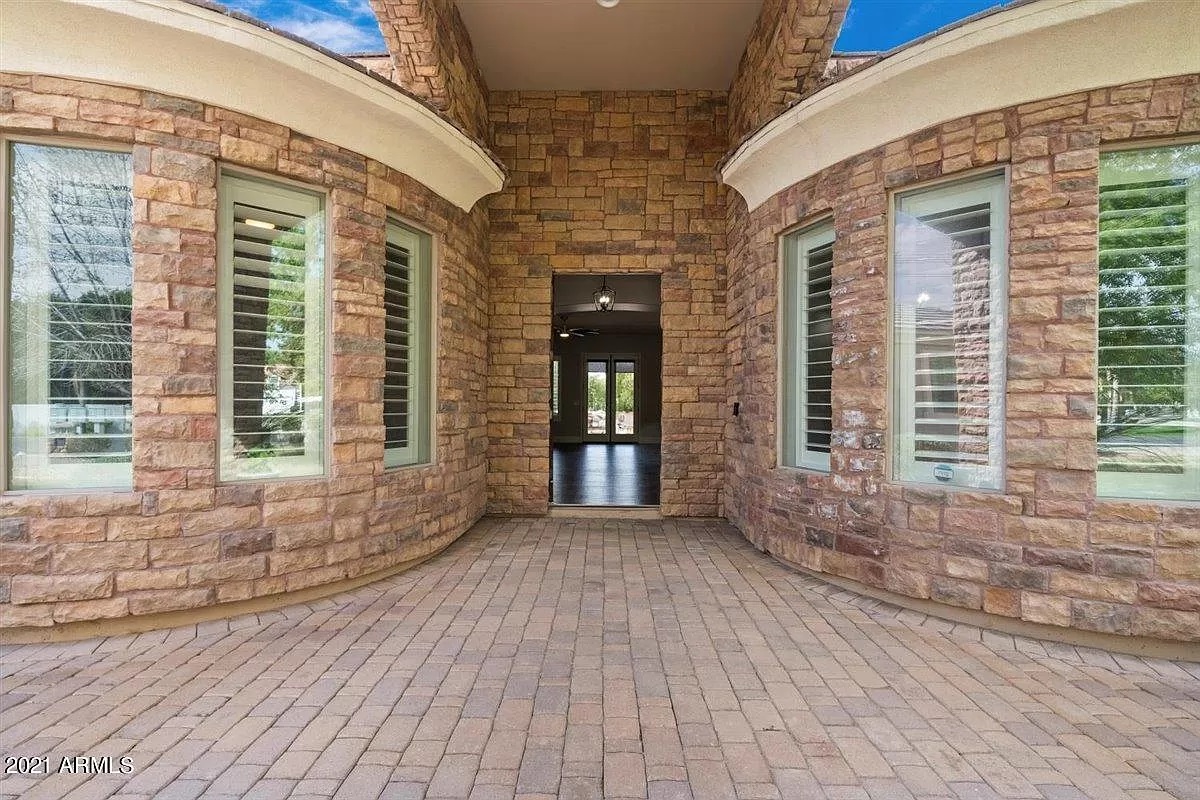 Home Of The Week: 4222 E BROWN Rd #35, Mesa, AZ 85205 header image.