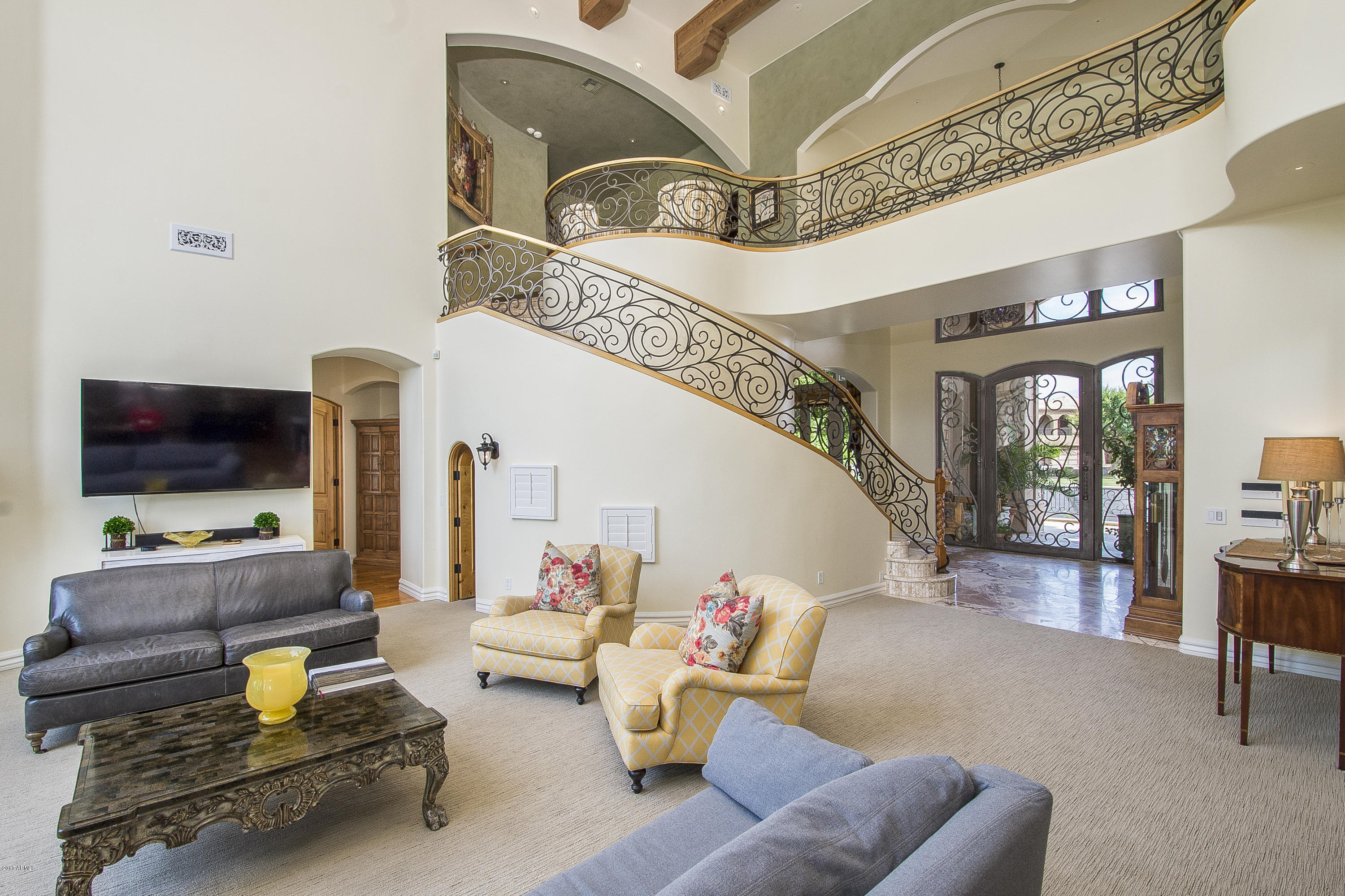 Sell Your Home Fast & For Top Dollar w/ Home Staging & RE Photography! header image.