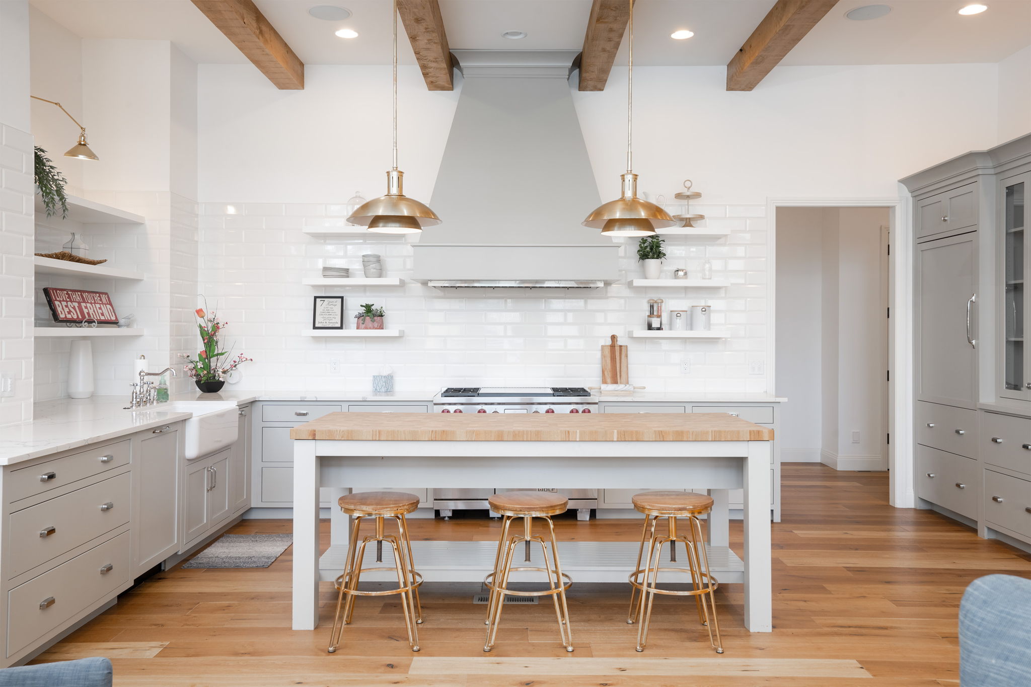 Walk through 3846 East Farm Road 186 header image.