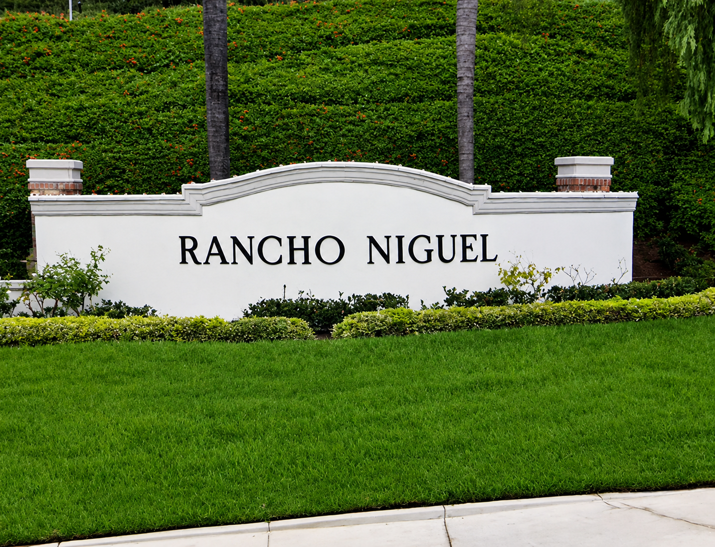 Rancho Niguel neighborhood entrance sign in Laguna Niguel, California