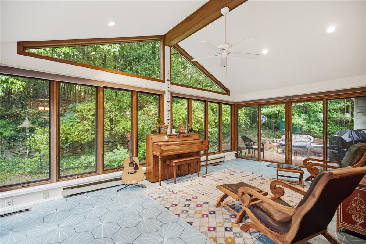 For Sale in Silver Spring, MD: A Mid-Century Modern Retreat in Northwood Park View header image.