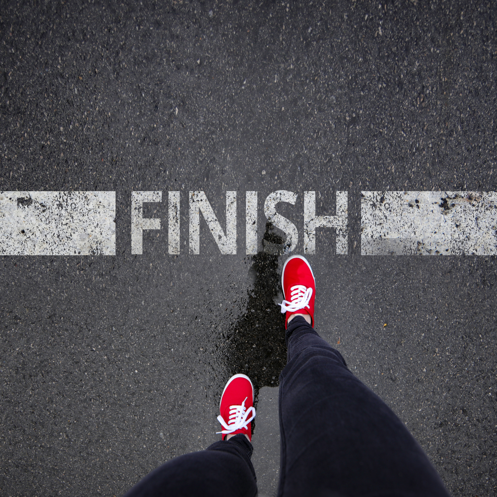 5 Ways Real Estate Agents Can Finish Q4 2025 Strong and Set the Stage for a Great 2026 header image.