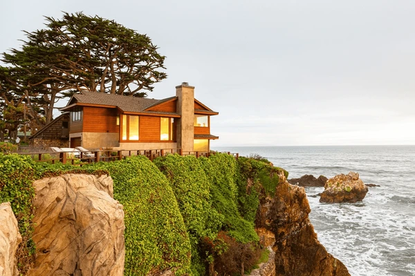 Epic seaside properties in SF and Marin, teetering on cliffs, with hefty price tags. header image.