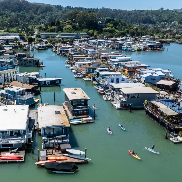 Bay Areas houseboat communities, from bougie to outlaw, the scene spans socioeconomic classes header image.