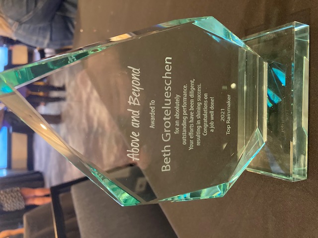 2021 Awards! header image.