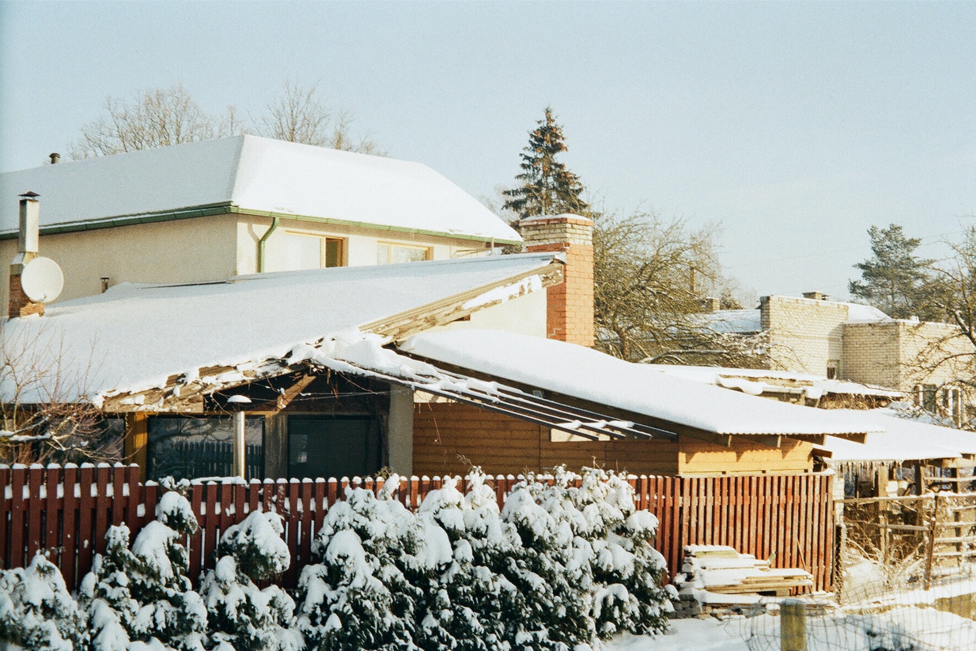 The Ultimate Home Maintenance Checklist for the Winter Season header image.