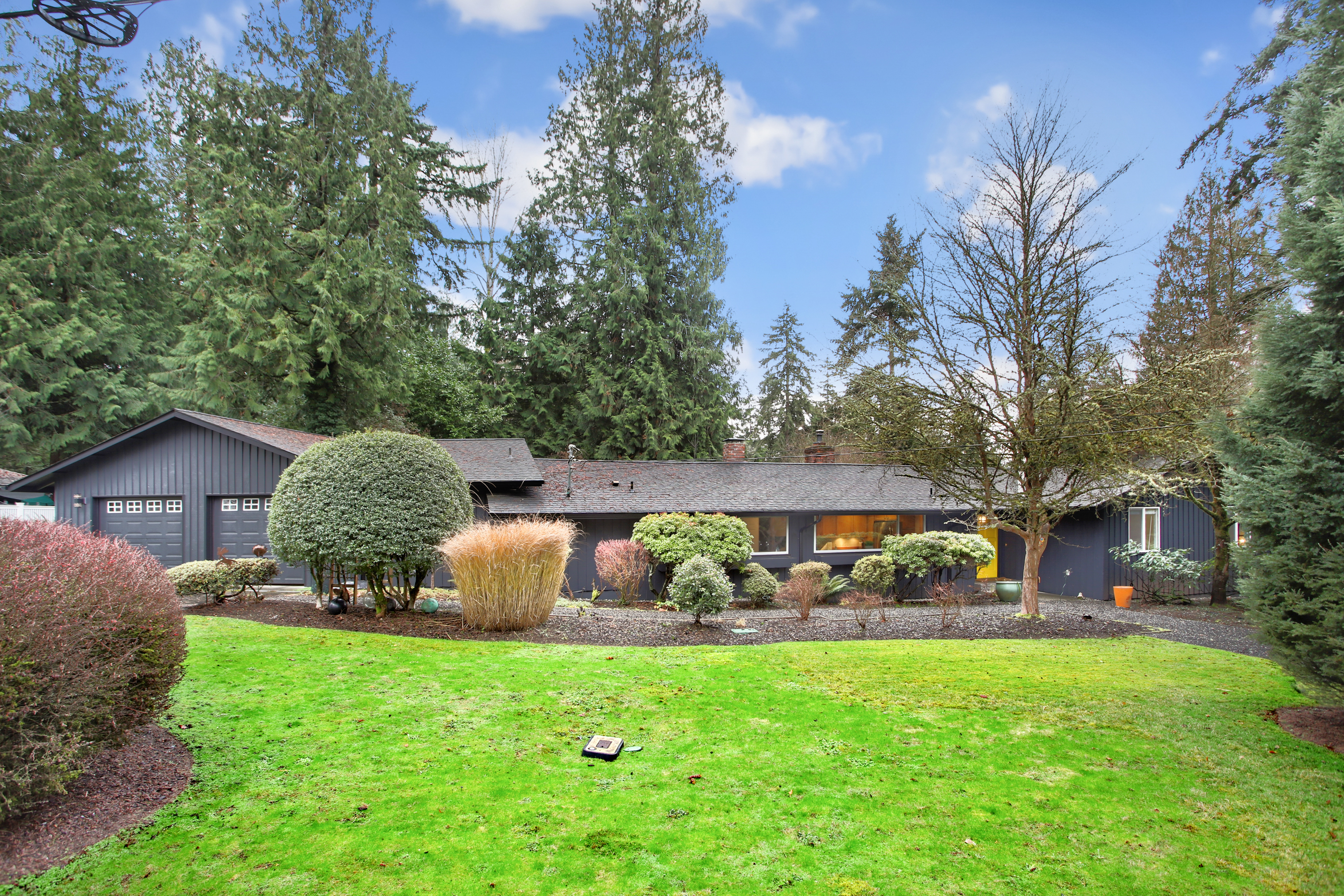 Just listed in the desirable Holmes Point neighborhood in Kirkland header image.