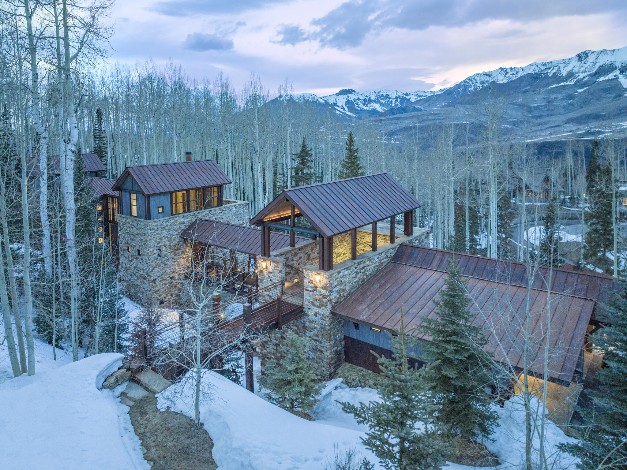 Looking for your dream home in Telluride, CO? Look no further! header image.