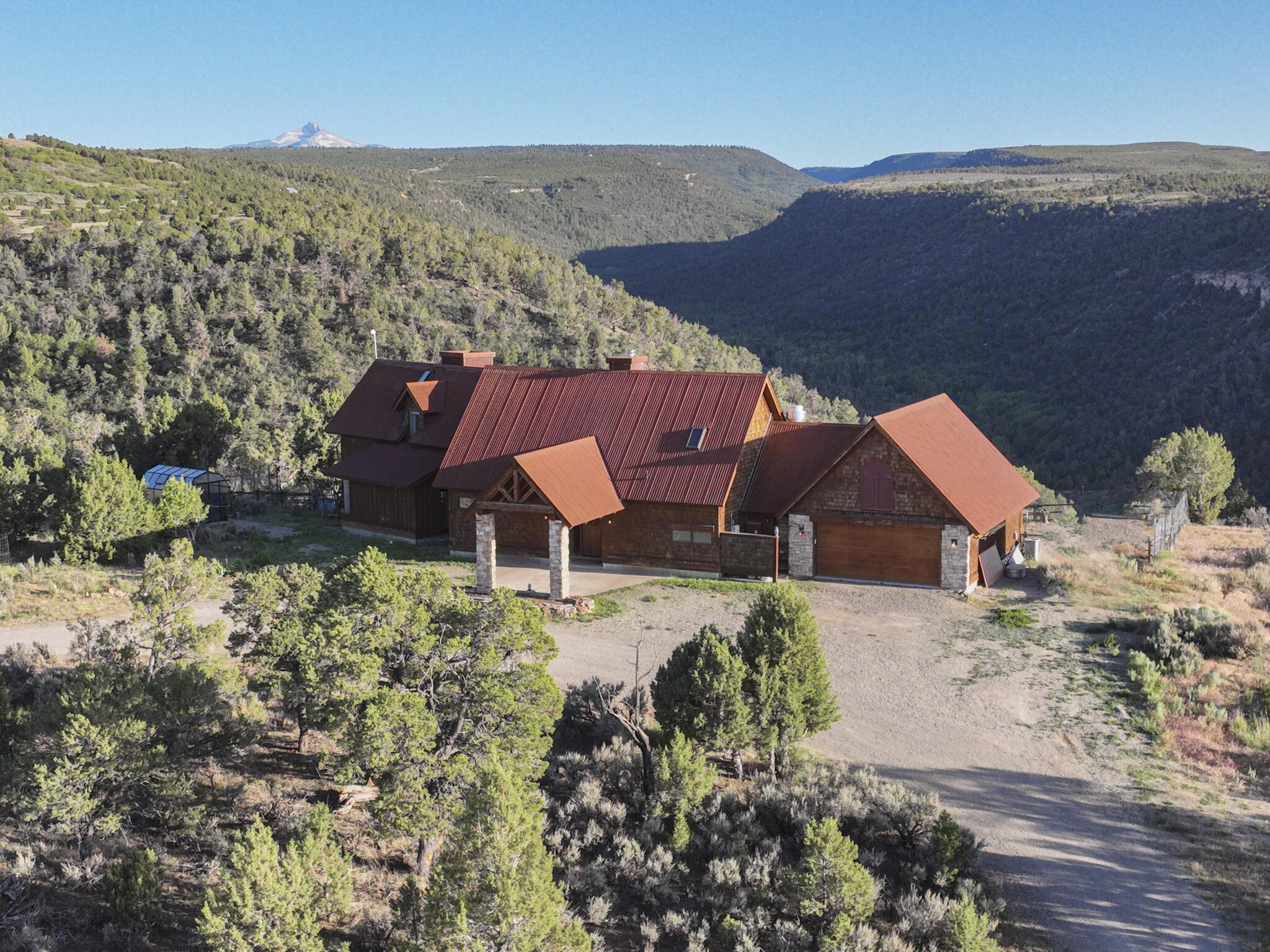 Price Improvement - 1400 County Road W35 Norwood is now being offered at $995,000! header image.