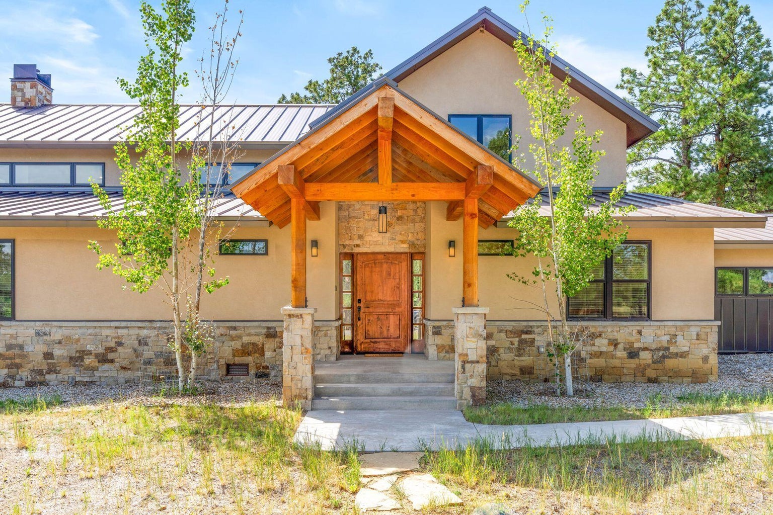 There’s something about a home that feels especially right when the setting does half the work. header image.