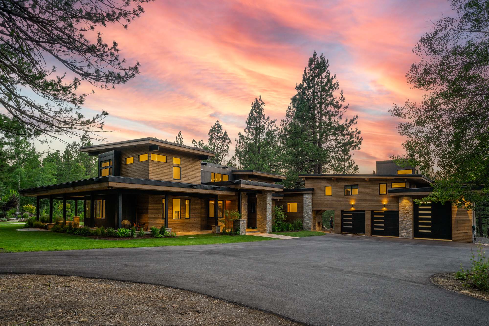 World Market Spotlight - 11655 Mt Rose View Court, Truckee, CA - $6,200,000 header image.