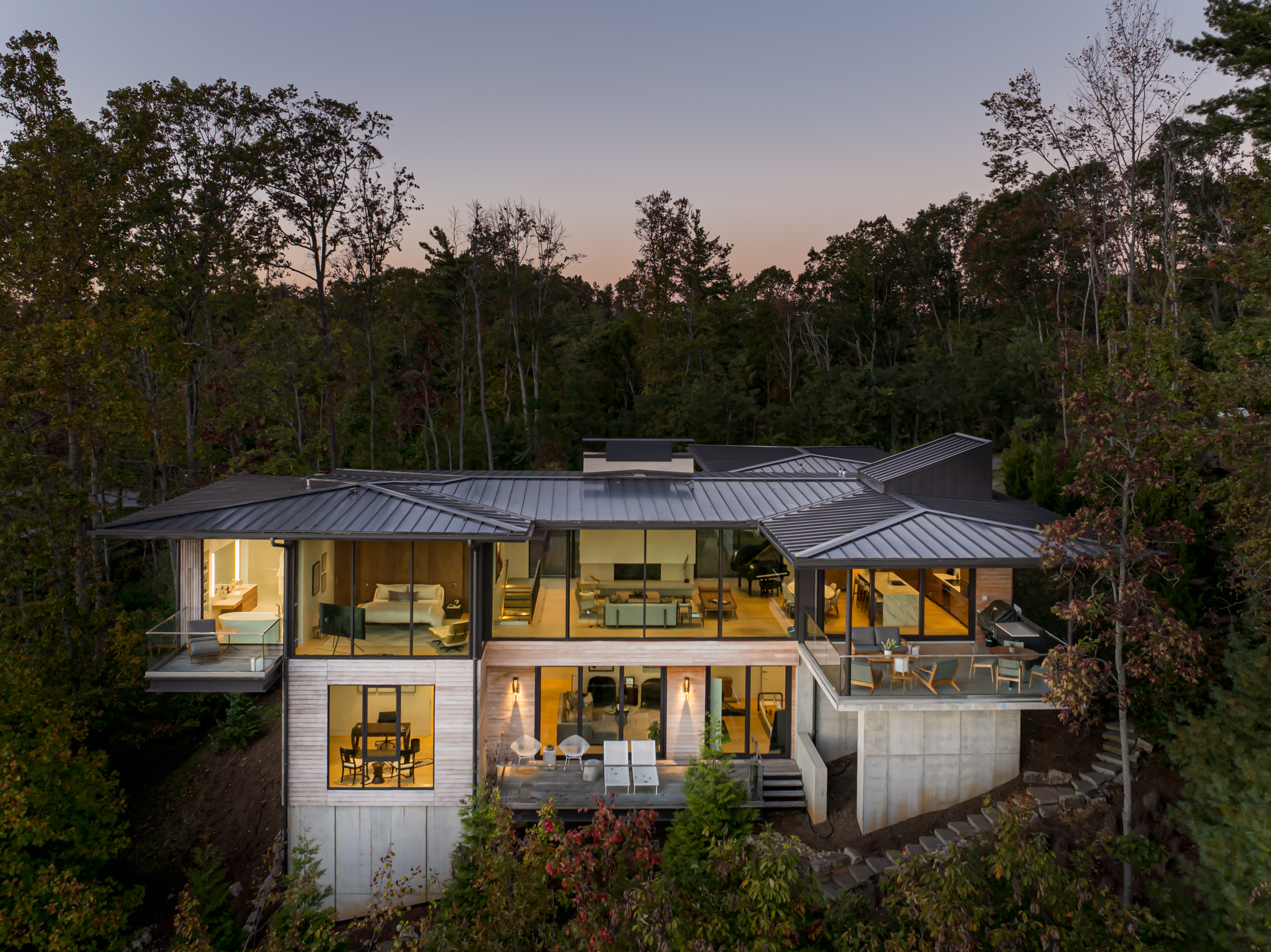 World Market Spotlight - 353 Retreat Ridge Way - Asheville, NC 28804 - Offered at $4,500,000 header image.
