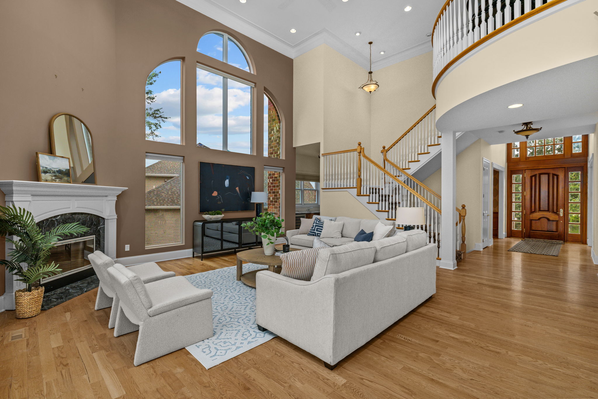 Prepping for Listing Photos vs. Video Walk-through header image.