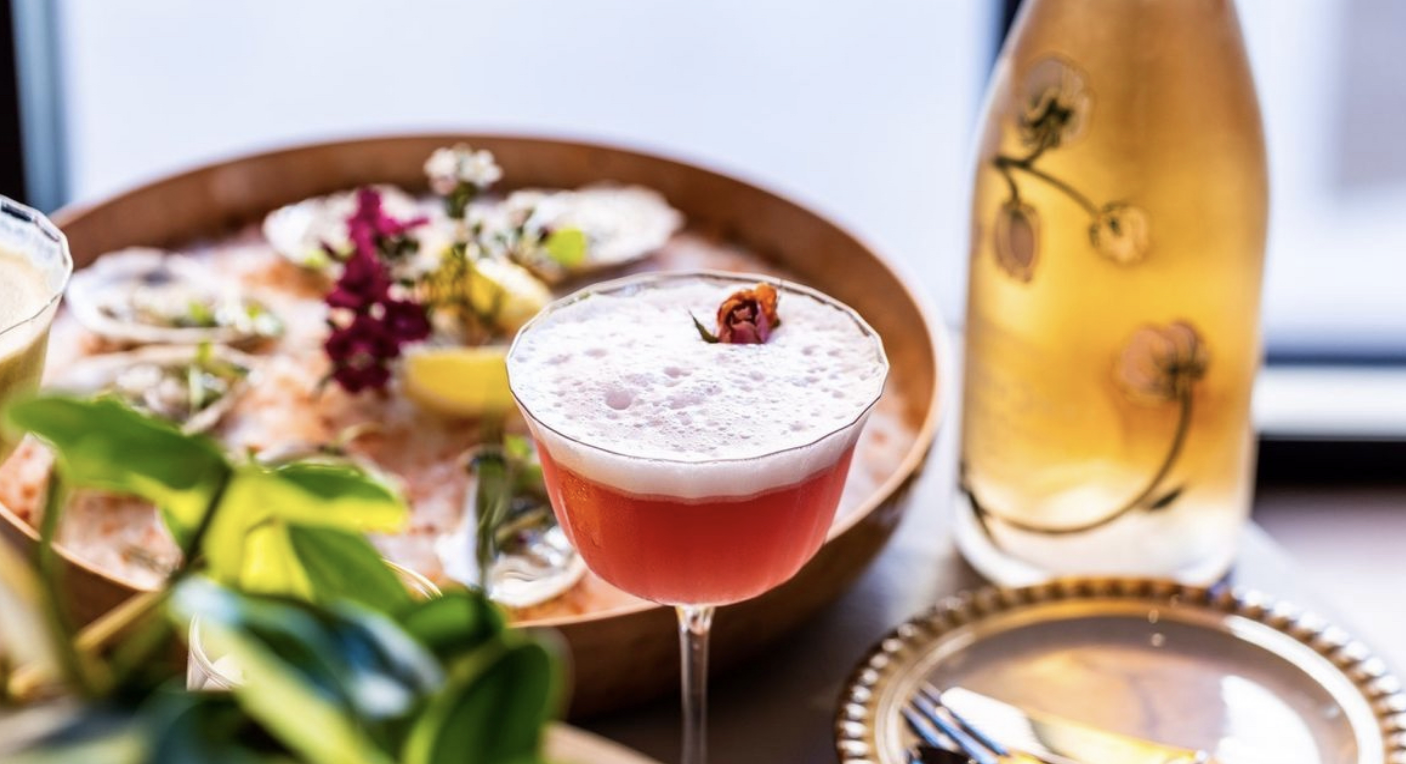 Best Happy Hour Spots in Austin, Texas header image.