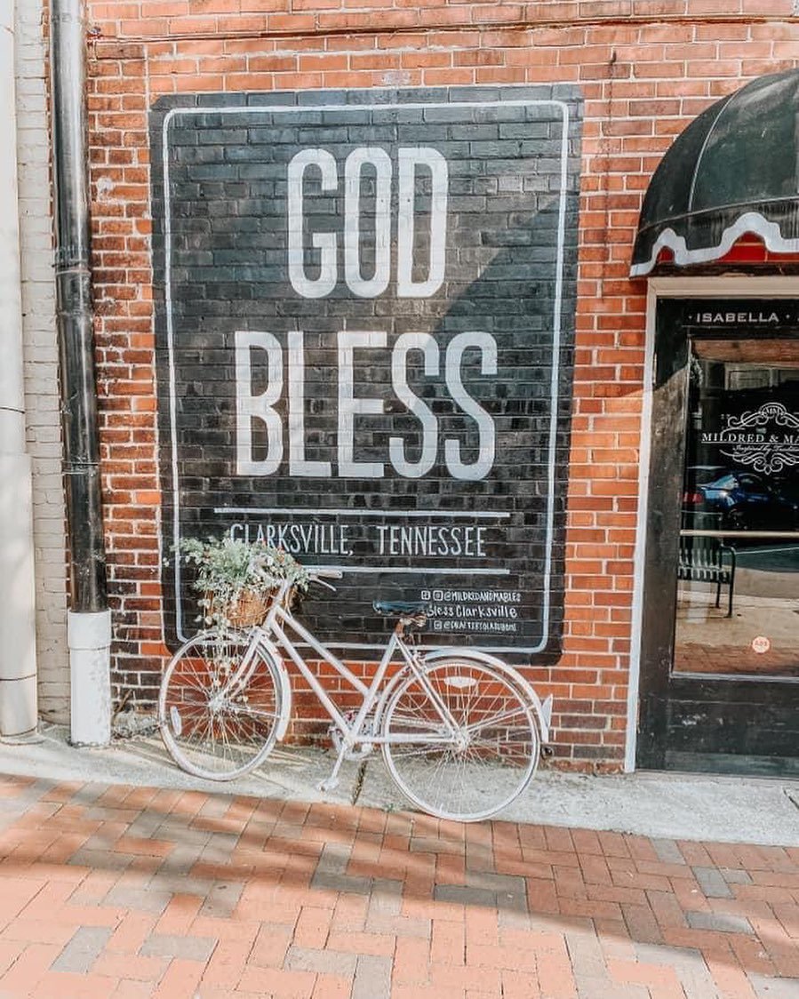 So, You're Moving to Clarksville? WELCOME!!! header image.