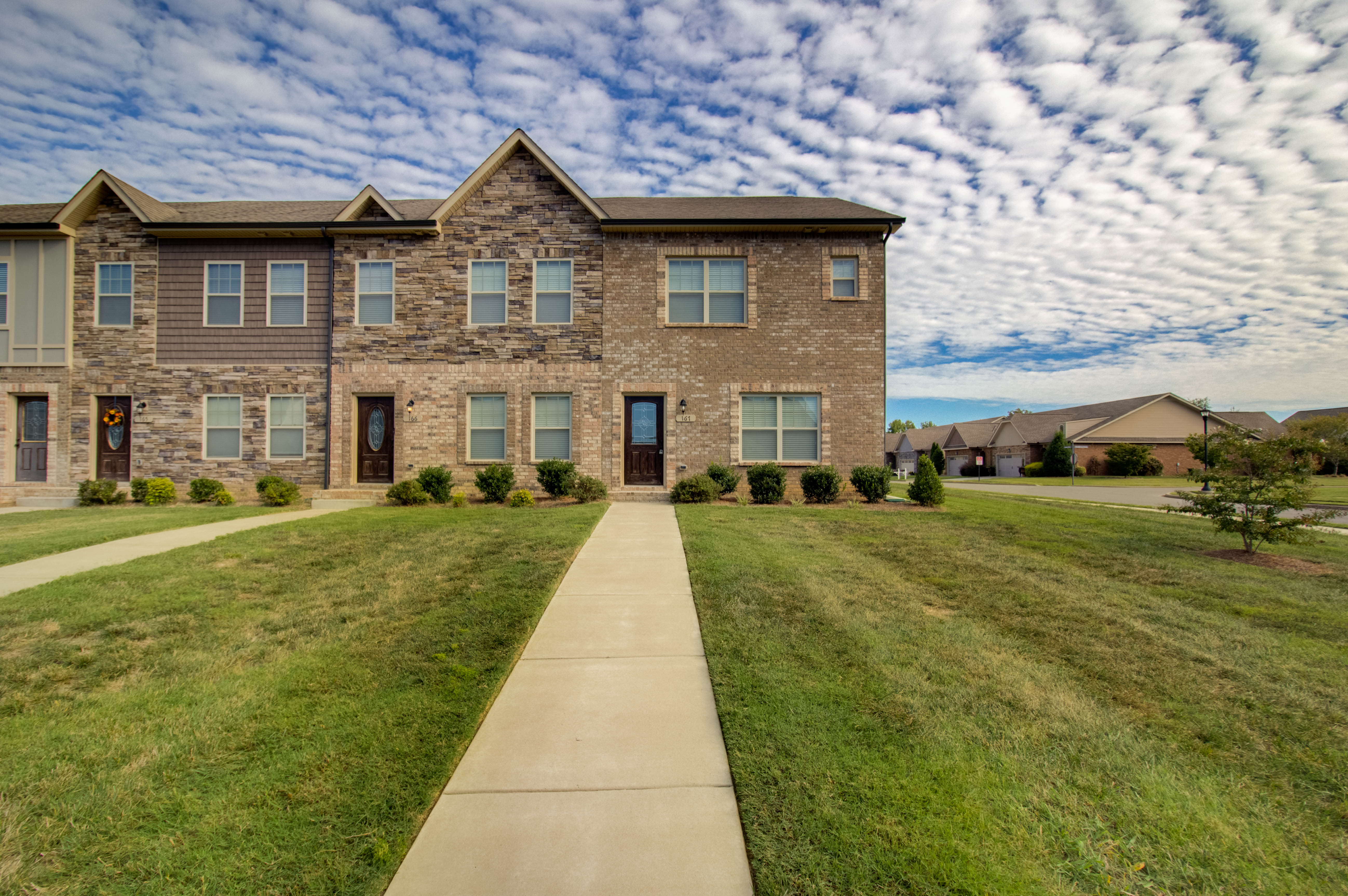 167 Dundee Dr Walk Through header image.