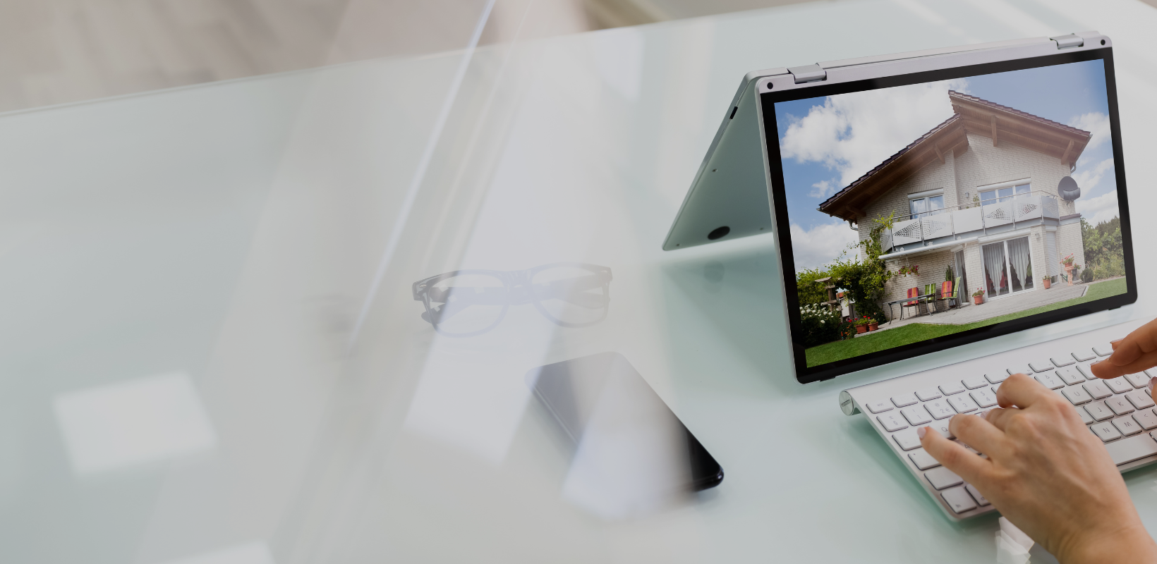 What Experts Say Will Happen with Home Prices Next Year By Keeping Current Matters header image.