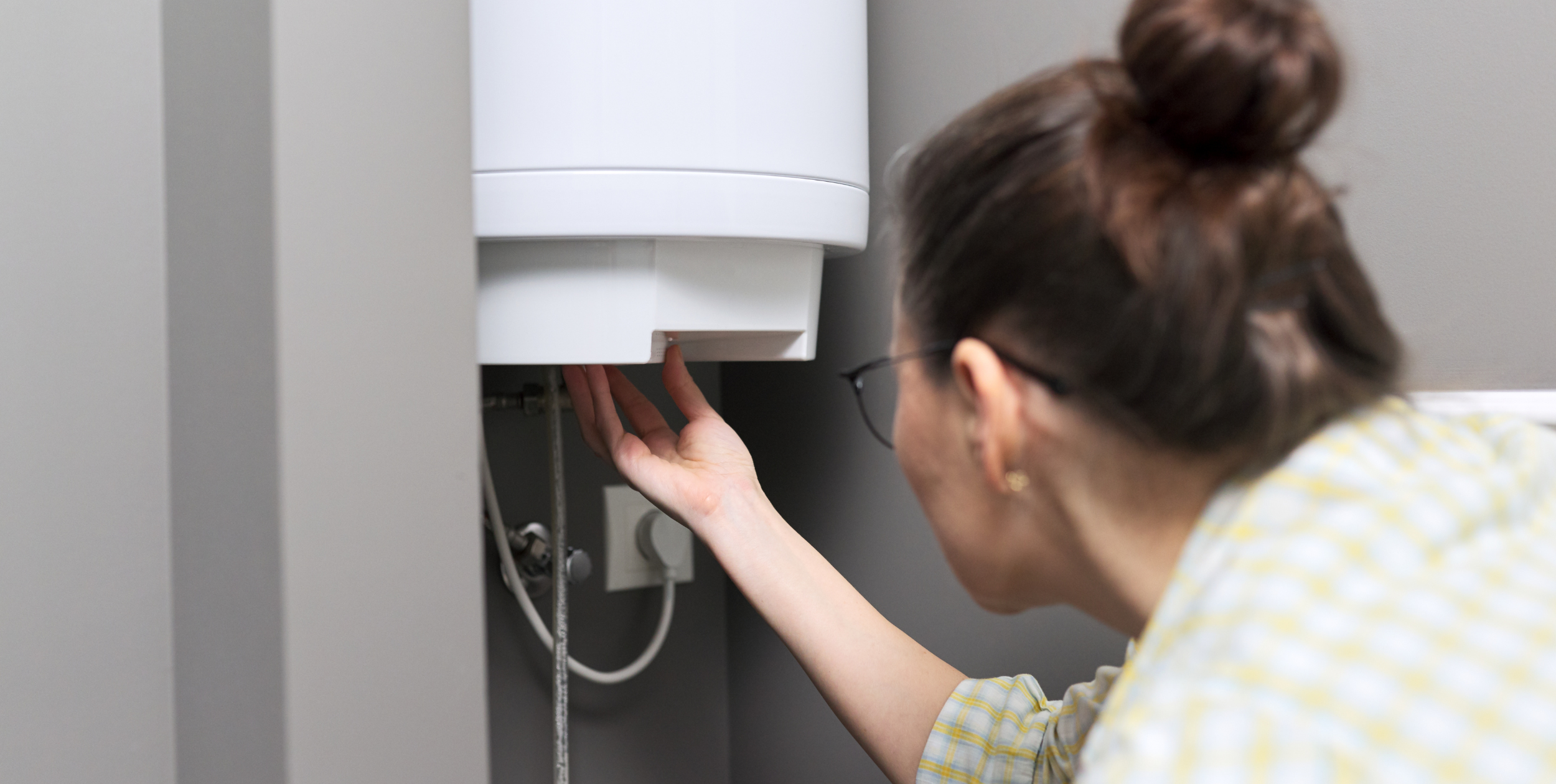 Why it is Important to Drain Your Water Heater By HomeKeepr header image.
