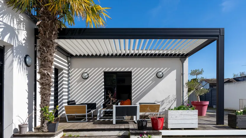 Are You Melting Outside? 5 Ways To Create a Shaded Backyard Oasis This Summer By Realtor.com header image.