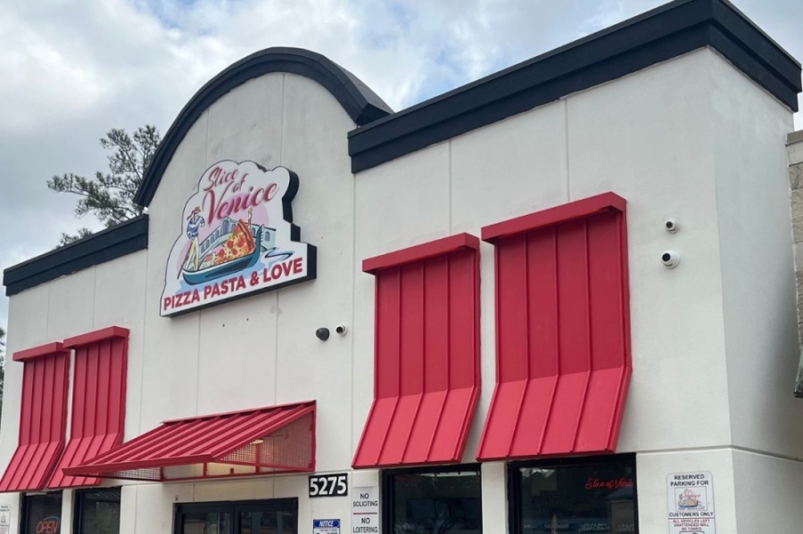 Slice of Venice Pizzeria now open in Spring By Community Impact header image.