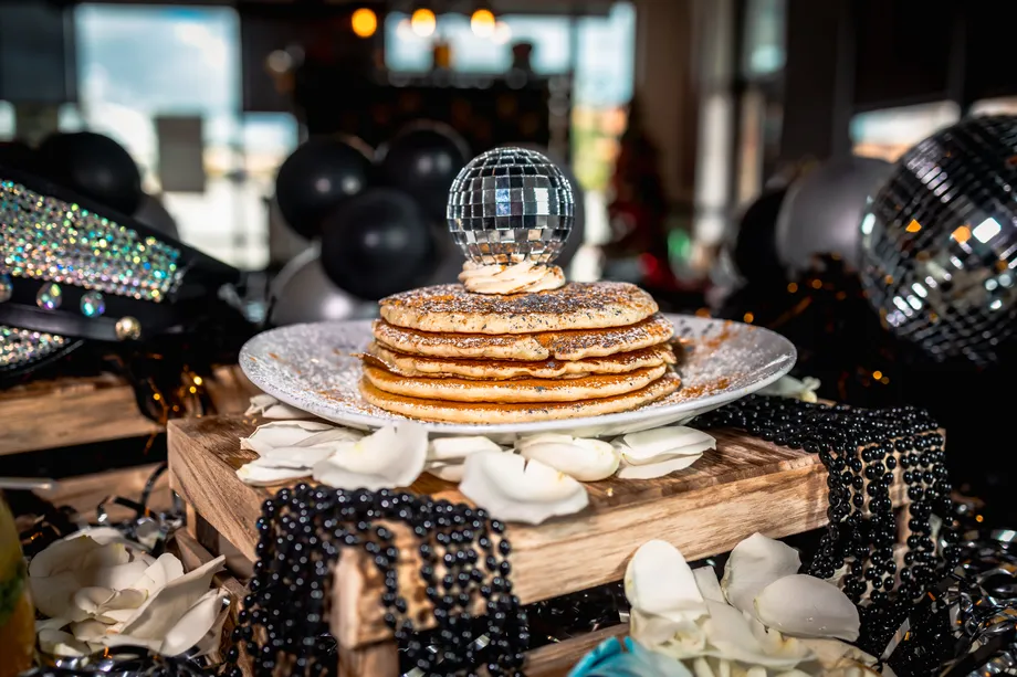 Down Disco Cakes and Sing Your Heart Out at This Beyoncé-Themed Brunch in Houston By Houston Eater header image.