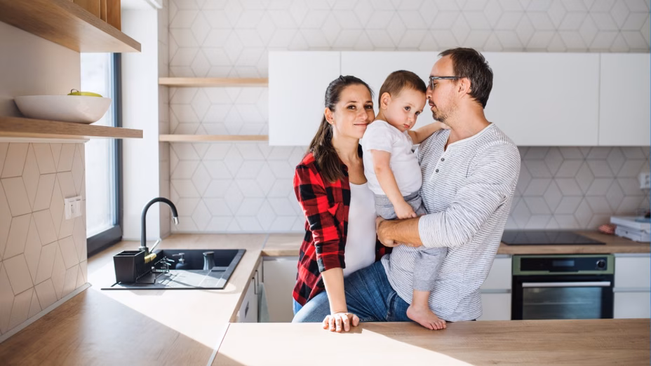 Mejora tu cocina para aumentar tu felicidad y el valor de tu hogar al mismo tiempo Por Realtor.com header image.
