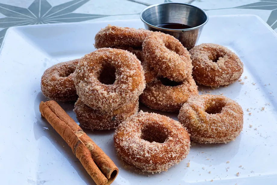 Where to Get Apple Cider Doughnuts in Houston This Fall By Houston Eater header image.