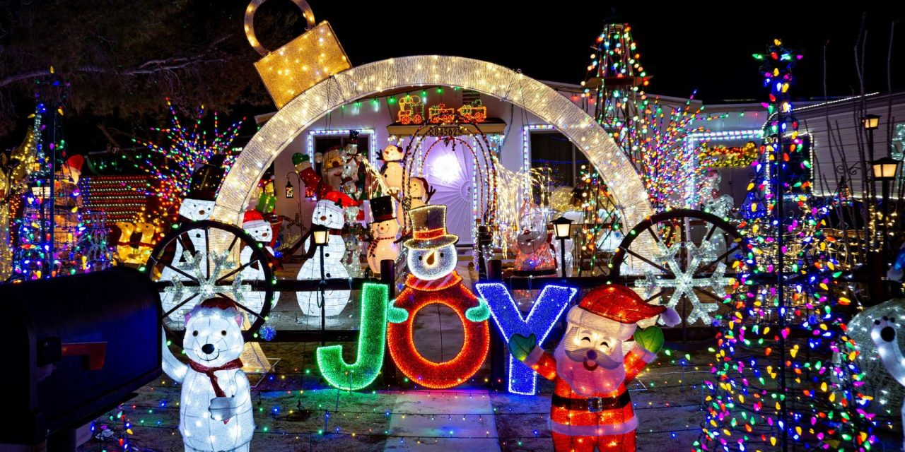 The Grinch of the Holidays? HOA Christmas Lights Complaints By Nowbam.com header image.