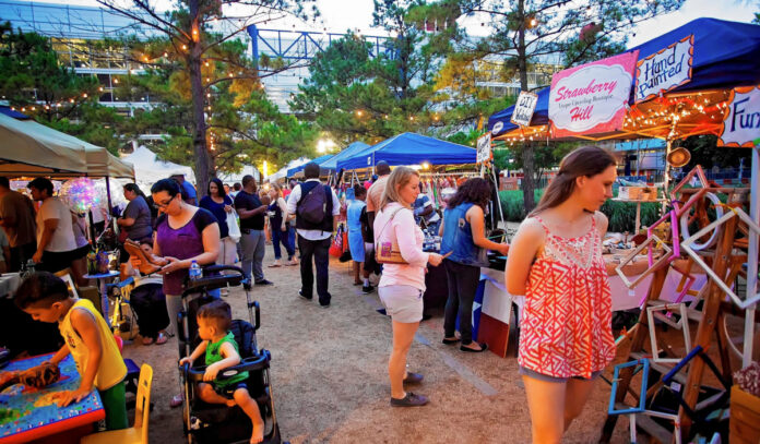 Plan Your Weekend: August 8 to 11, 2024 By 365thingsinhouston header image.