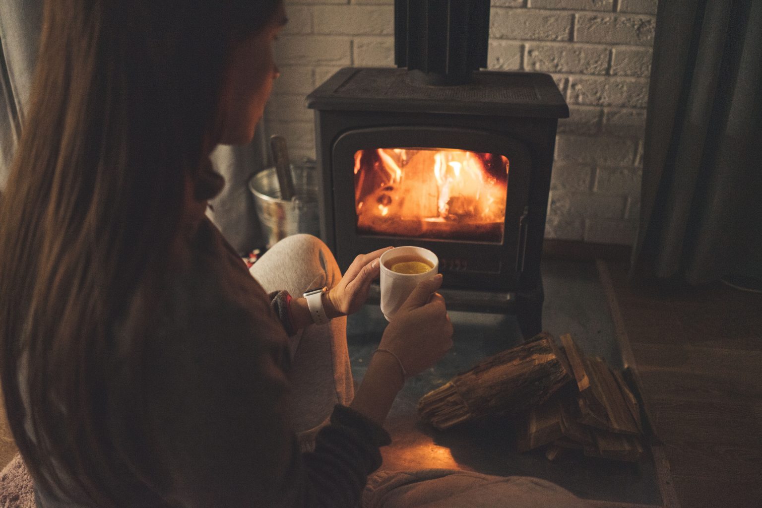 5 Tips for Fall Home Maintenance: Keeping Your Nest Cozy and Safe! By HomeKeepr header image.