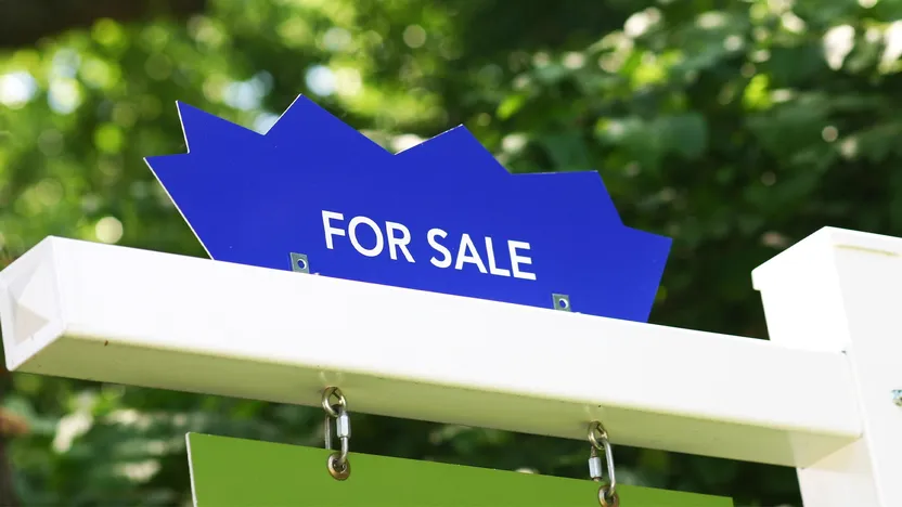 6 Surprising Home-Selling Habits To Ditch—Before They Sabotage Your Sale By Realtor.com header image.