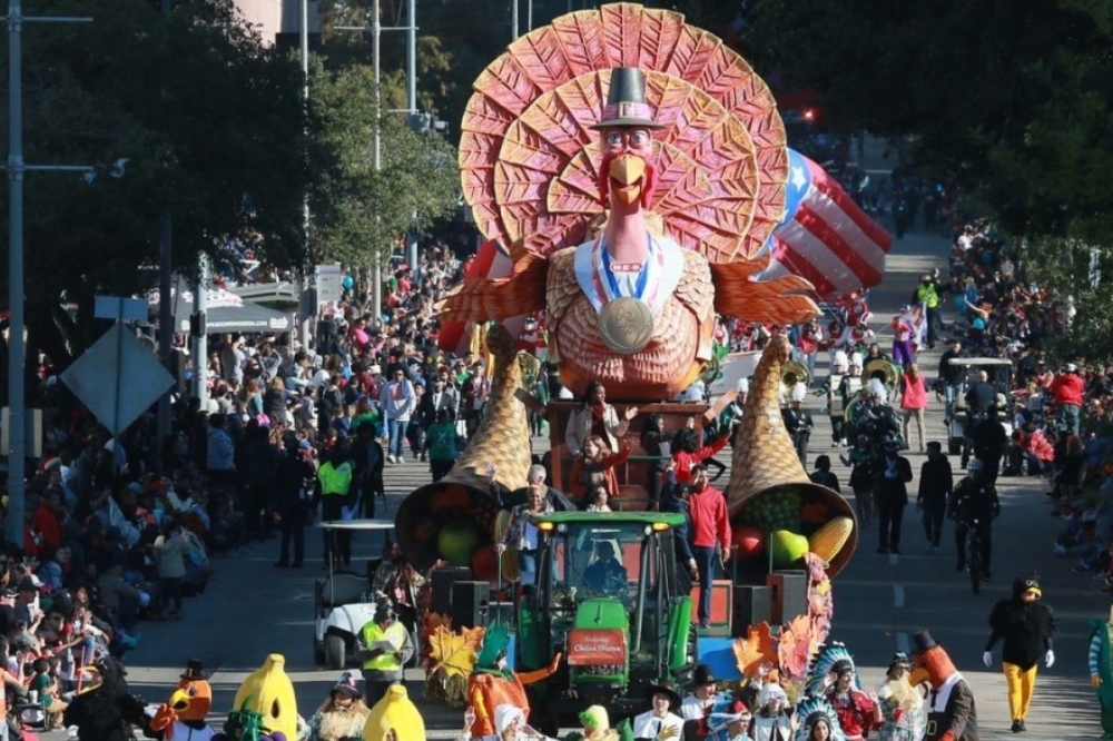 Black Friday shopping, Thanksgiving Parade: 10 events to attend in the Greater Houston area Nov. 27-30  By Community Impact header image.
