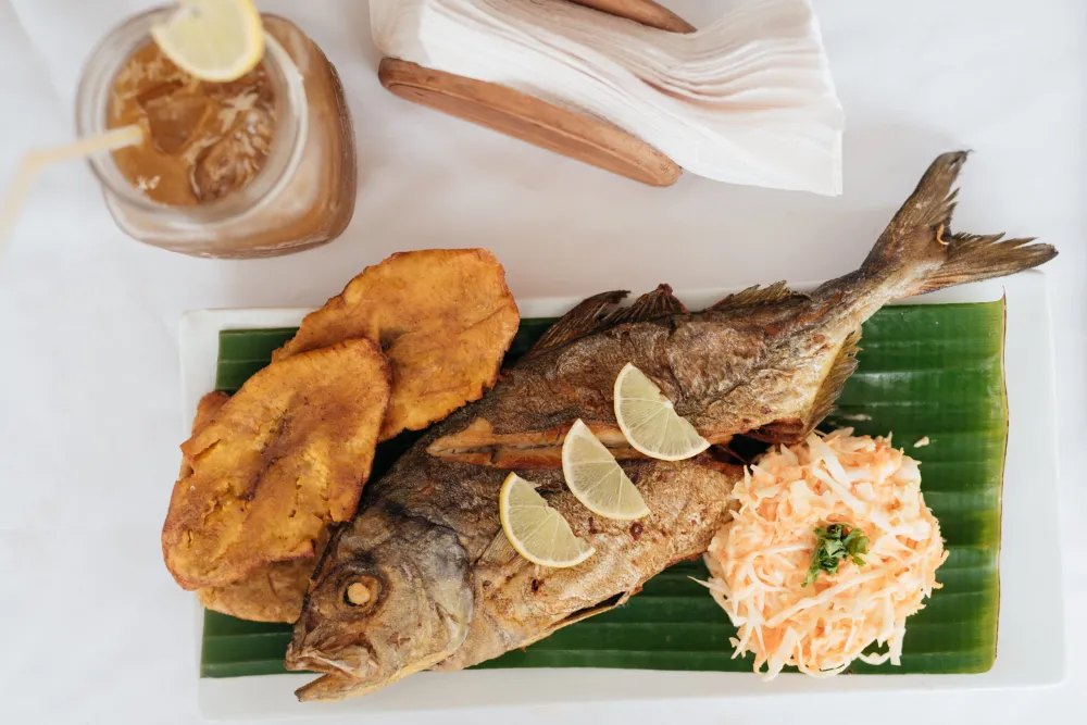 5 de los mejores restaurantes de mariscos en Puerto Rico Por Puerto Rico Activities header image.