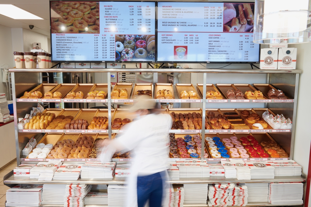 Houston-based Shipley Do-nuts to open near Cross Creek West neighborhood By Community Impact header image.