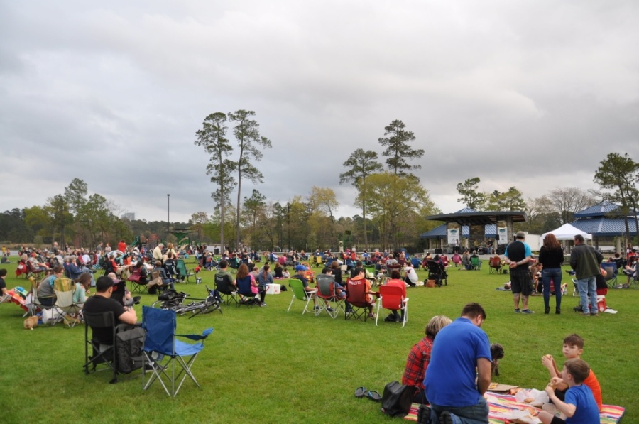 Free concerts, art market: 5 things to do in The Woodlands area March 14-16 By Community Impact header image.