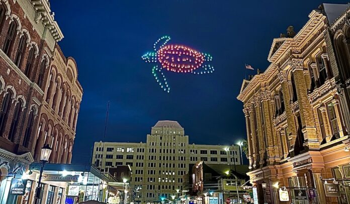 Find fun, history, lights & more at Labor Day Weekend on Galveston Island By 365thingsinhouston header image.