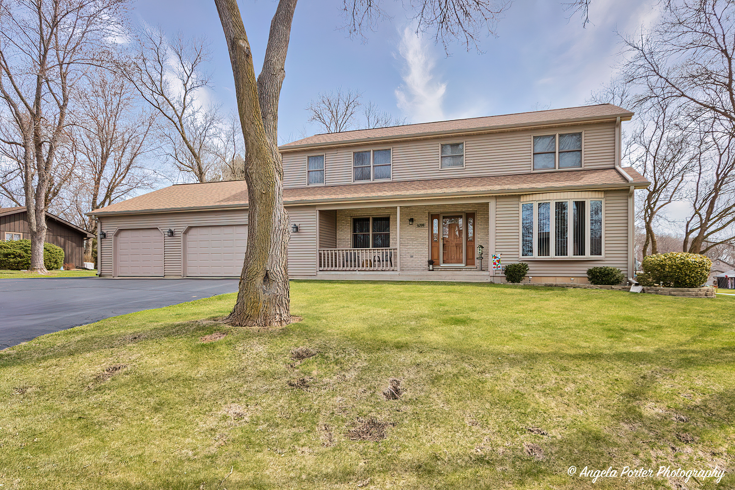 Understanding McHenry's Home Selling Costs: A Complete Breakdown header image.
