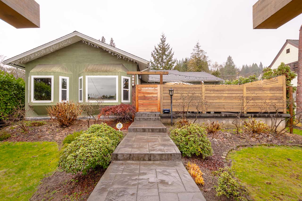 2617 St. George Street, Port Moody, BC header image.