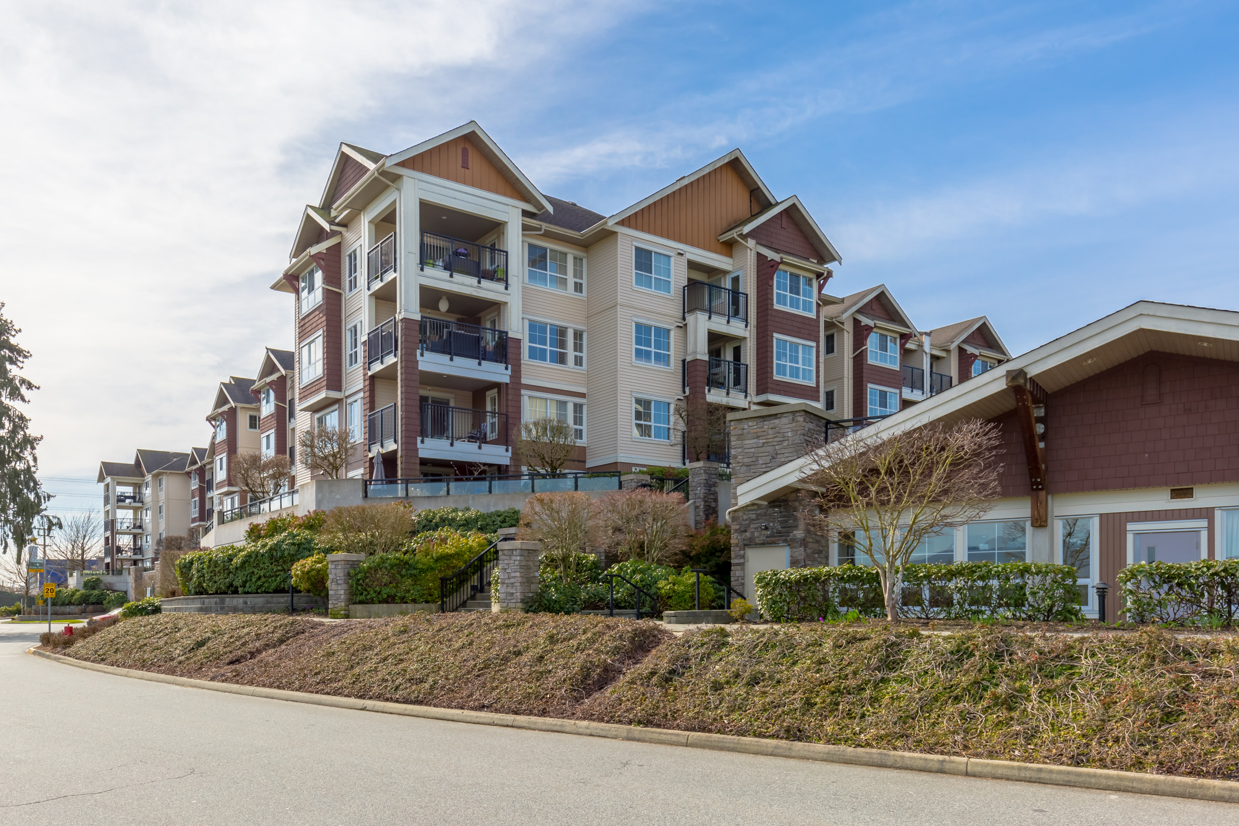 229-19677 Meadow Ridge Way, Pitt Meadows, BC header image.