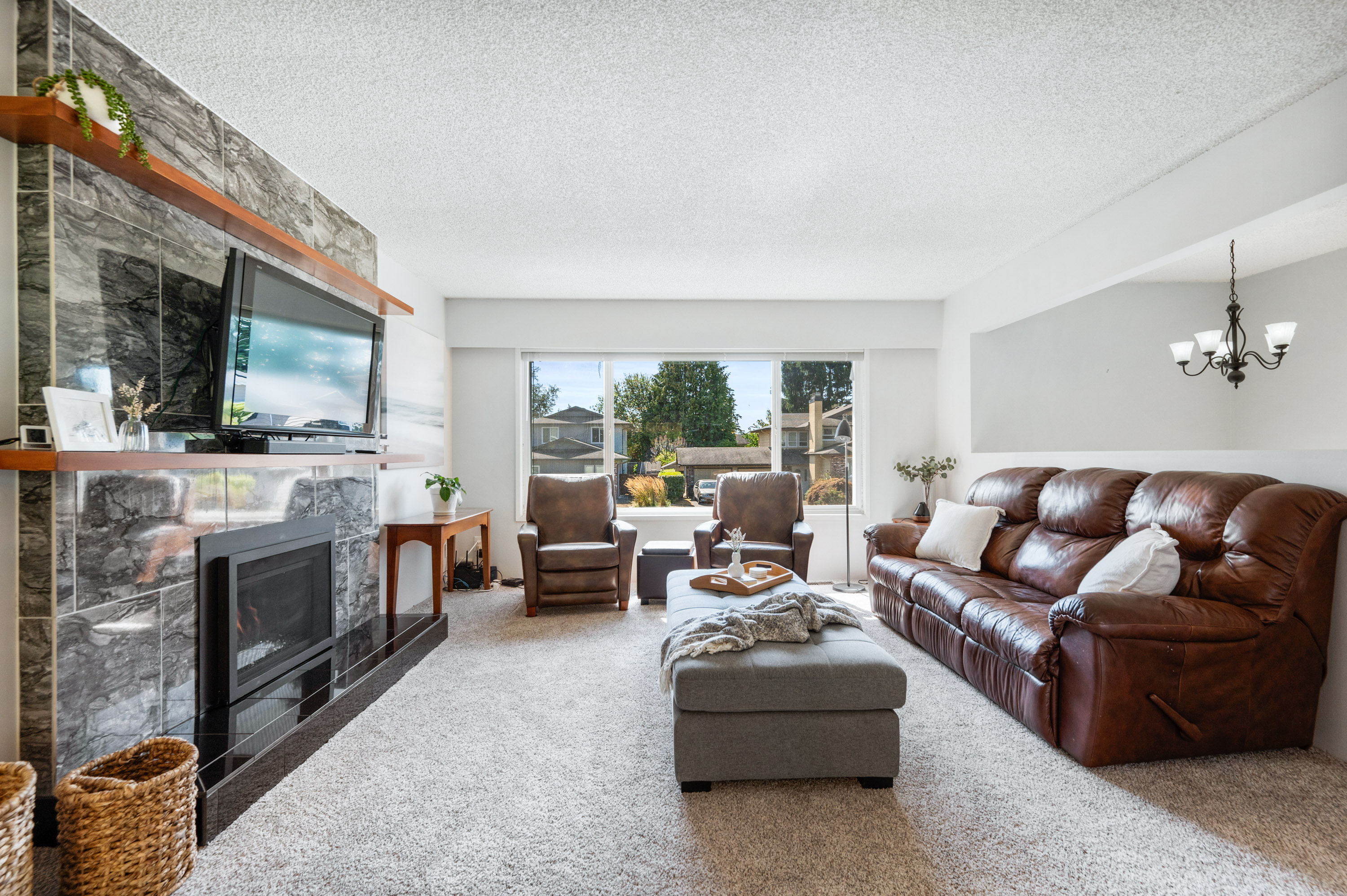 18893 120 Avenue, Pitt Meadows, BC header image.