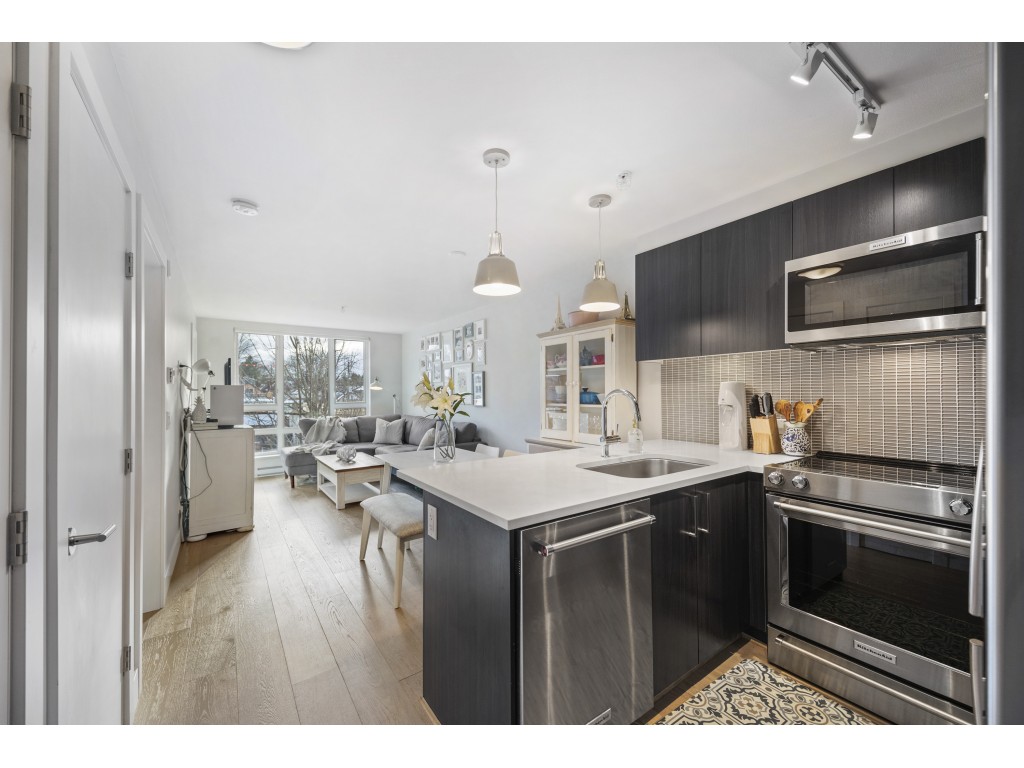 309-2477 Carolina Street, Vancouver, BC header image.