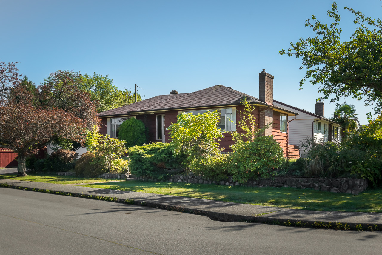 4650 Midlawn Drive, Burnaby, BC header image.