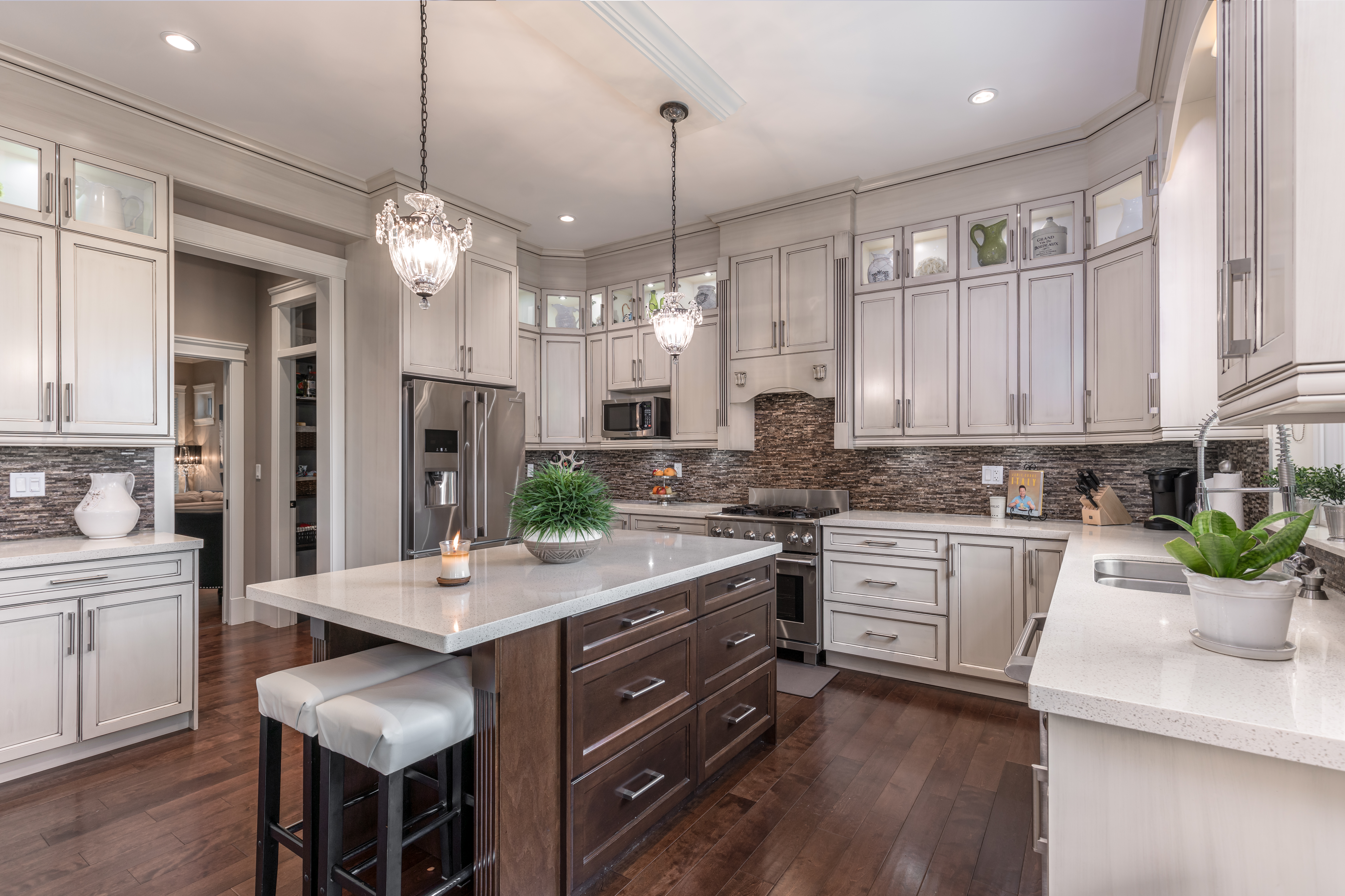 3450 Gislason Avenue, Coquitlam, BC header image.