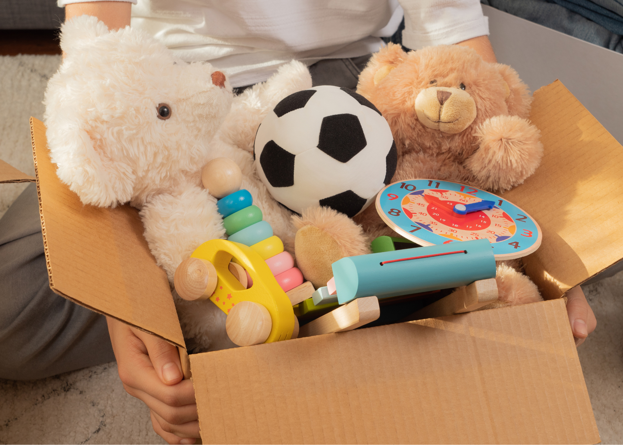 Moving With Kids header image.