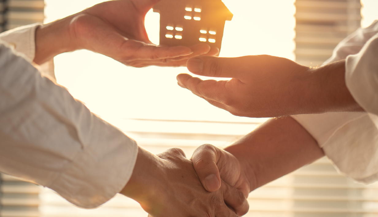 Seal the Deal: Top Tips for Negotiating a Successful Real Estate Deal header image.