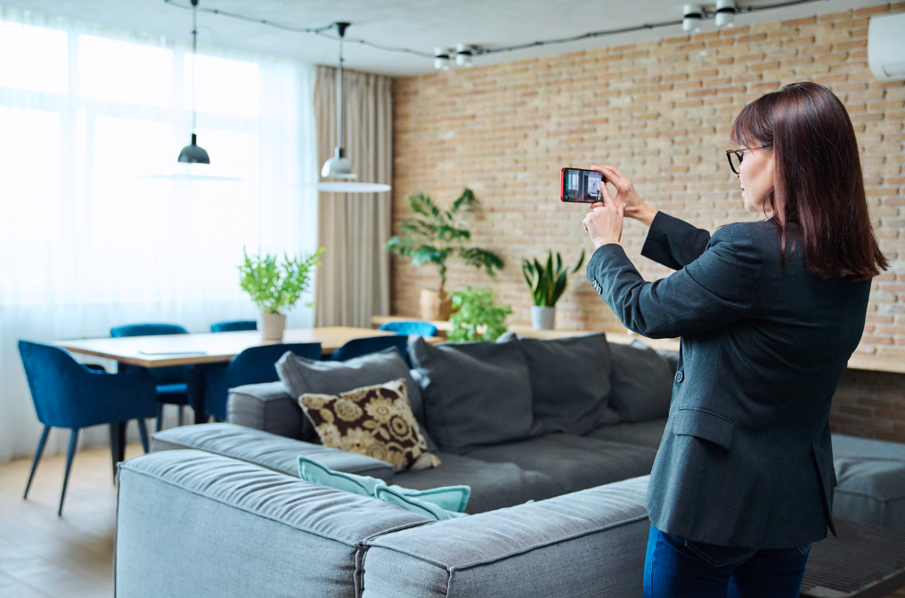 6 Tips to Make Your Home Camera-Ready for a Photo Shoot header image.