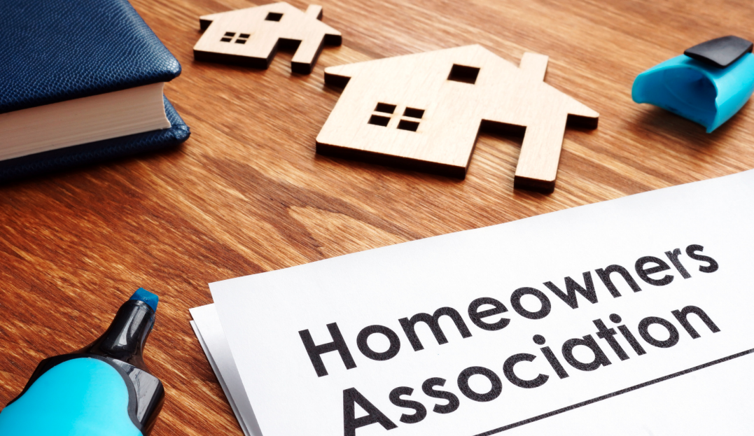 Navigating the World of Homeowners' Associations: A Beginner's Guide header image.